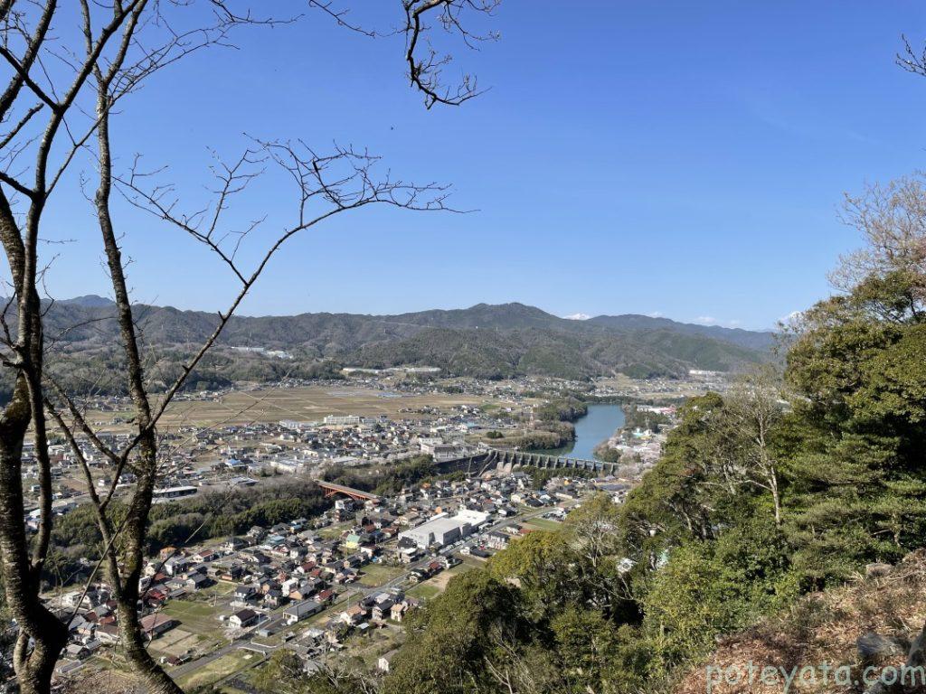 蘭丸ふる里の森の頂上から見える景色2