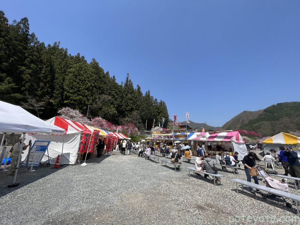 花桃まつりの売店