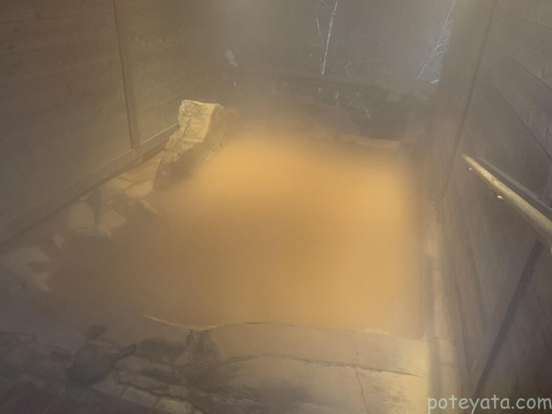 横谷温泉旅館の貸切露天風呂
