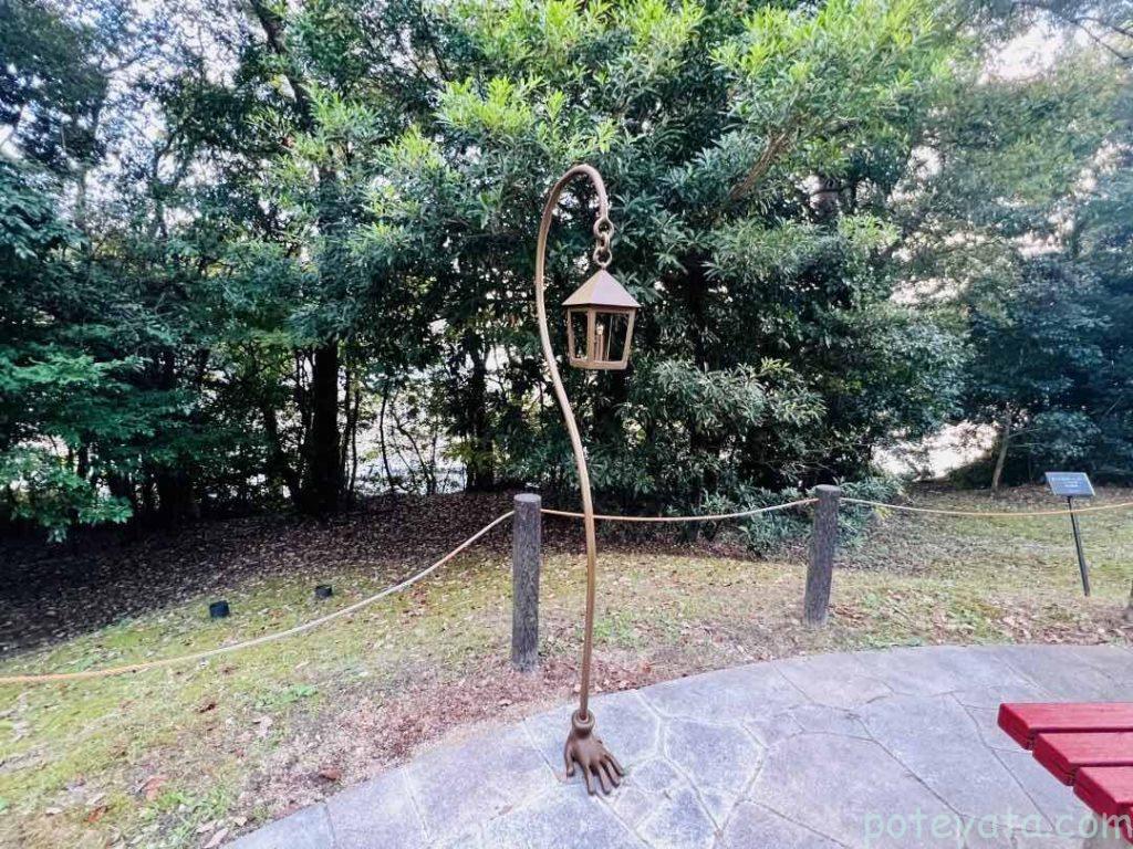 ジブリ作品「千と千尋の神隠し」モチーフのオブジェ「道案内のカンテラランプ」