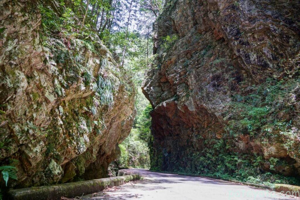 空ふさがりの全景